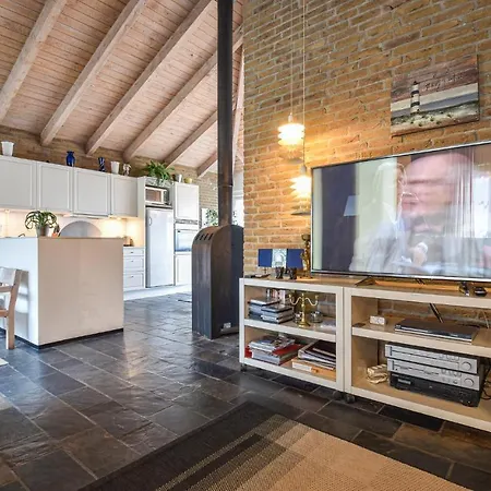 Klitborgen بيت للعطل